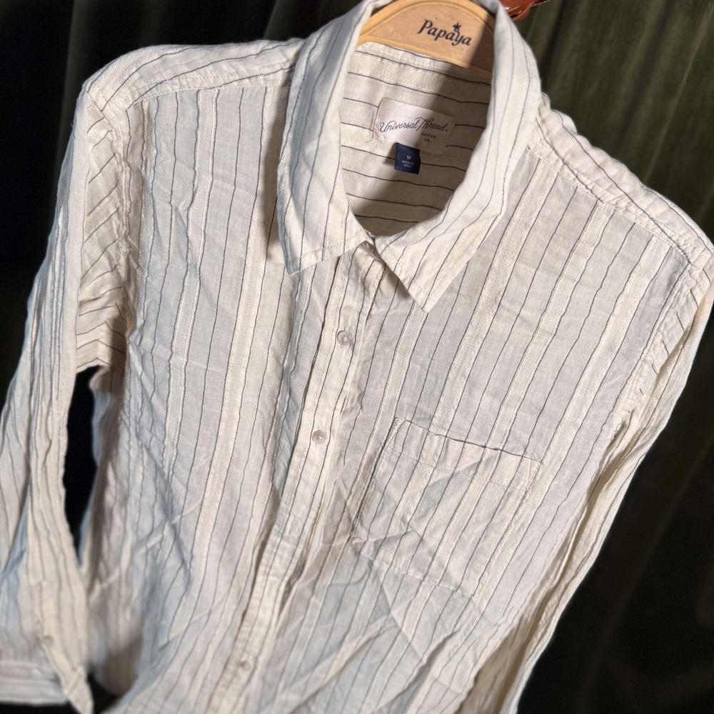 LIGHTWEIGHT Universal Thread Womens Medium Striped Cotton Button Down Shirt